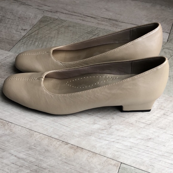 Trotters Doris pumps - Picture 3 of 5